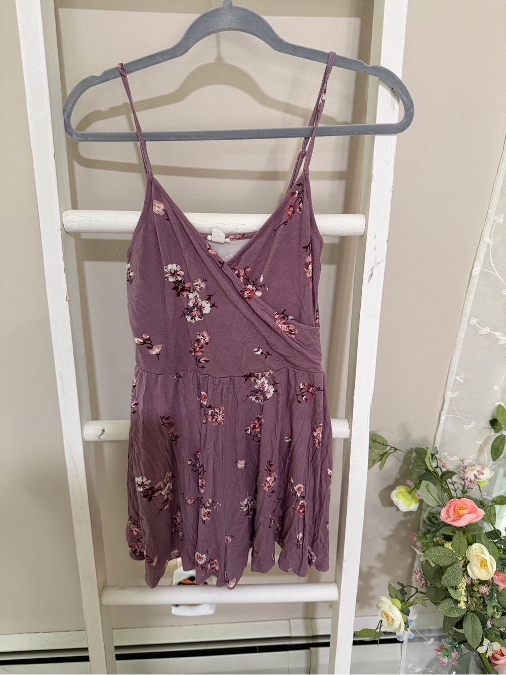 Garage Mauve Floral Spaghetti-Strap Romper